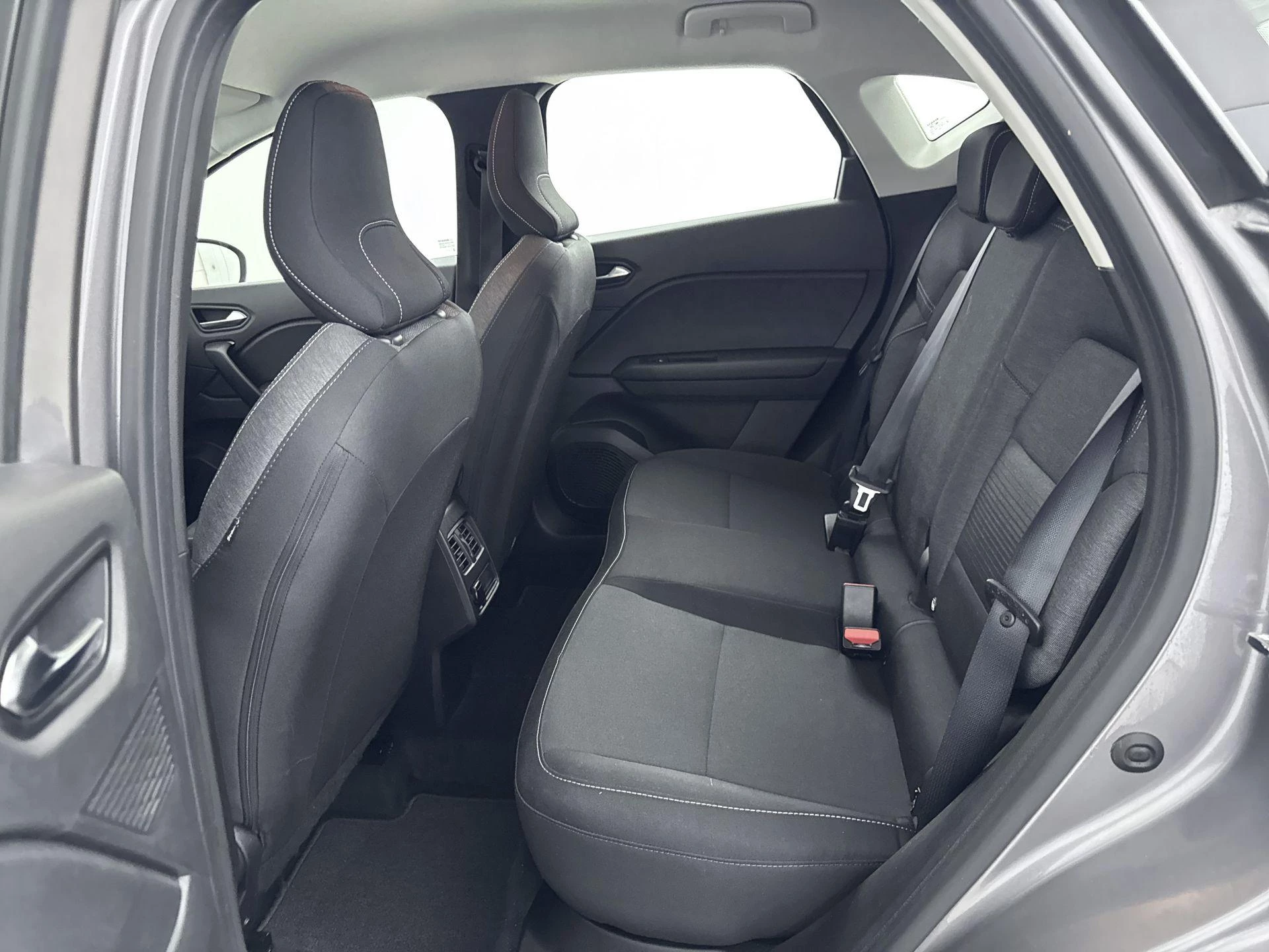 Renault-Captur-image-27