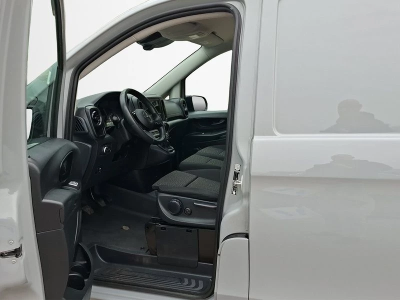 Mercedes-Benz Vito 116 NEUES MODELL EL AHK NAVI KAM TEMPOMAT