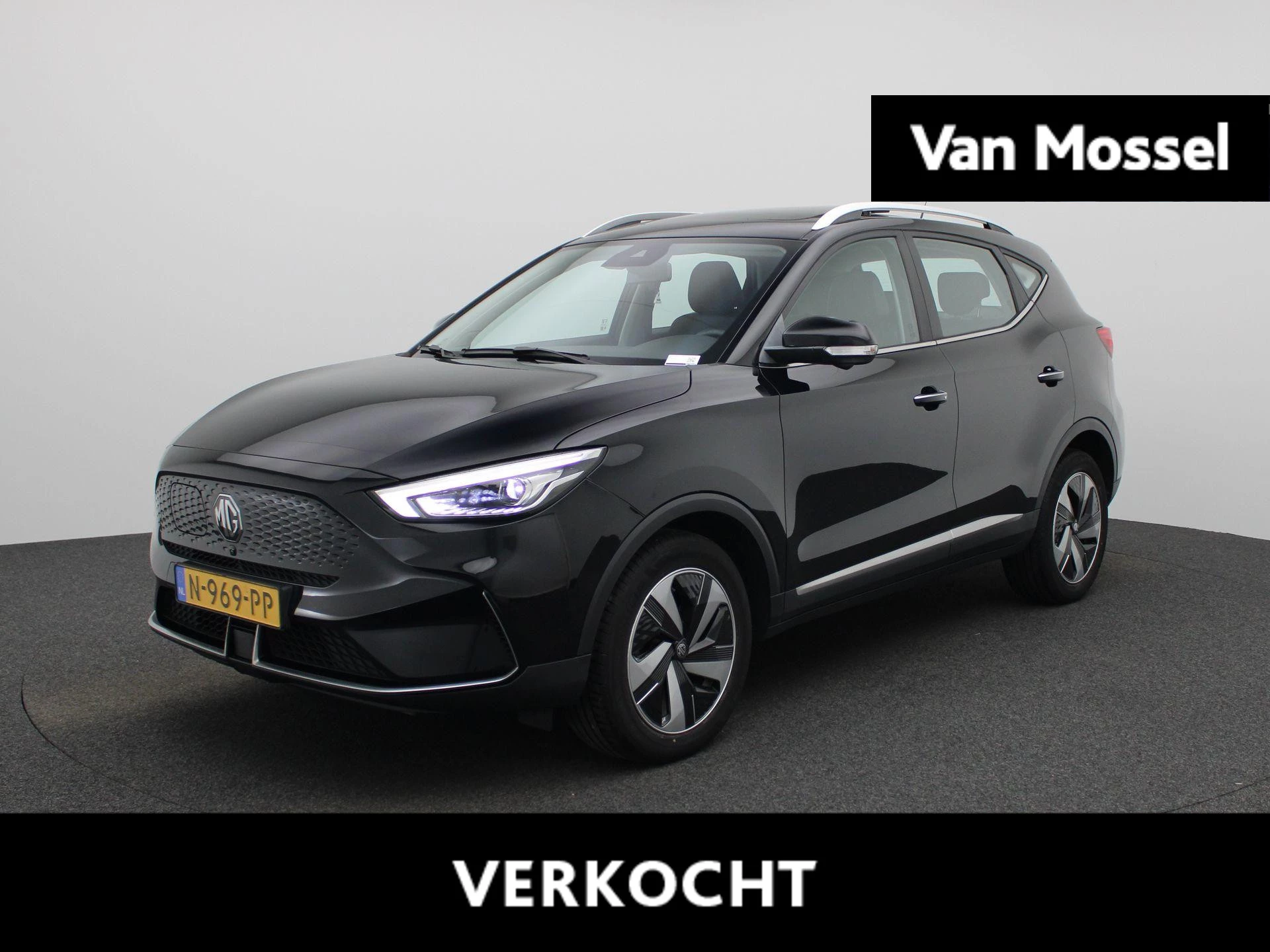 MG-ZS EV-image-0