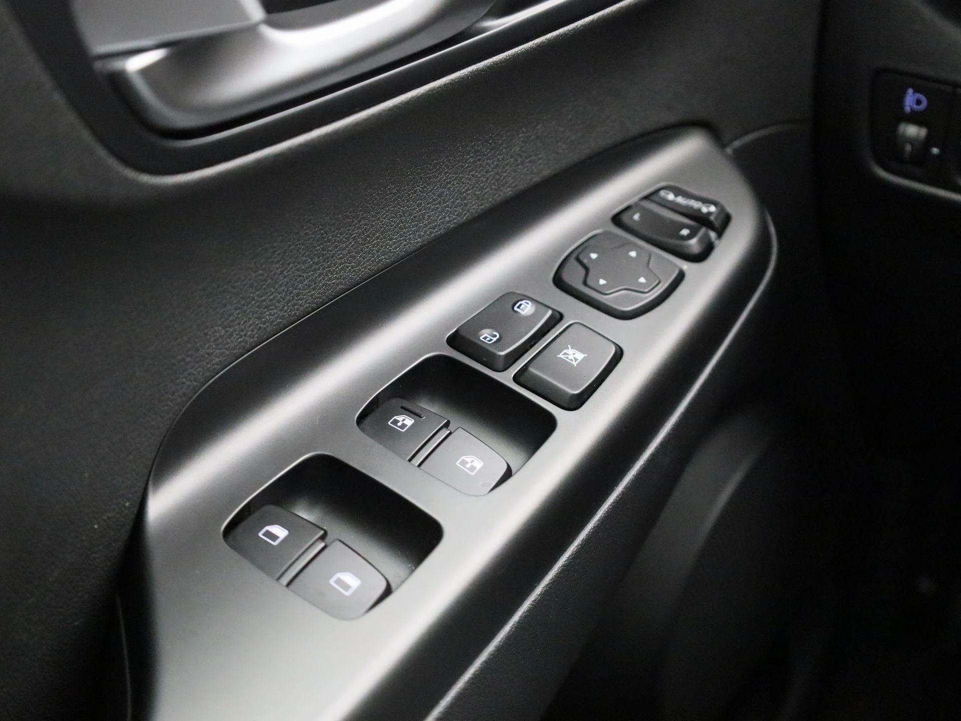 Hyundai-Kona-image-30