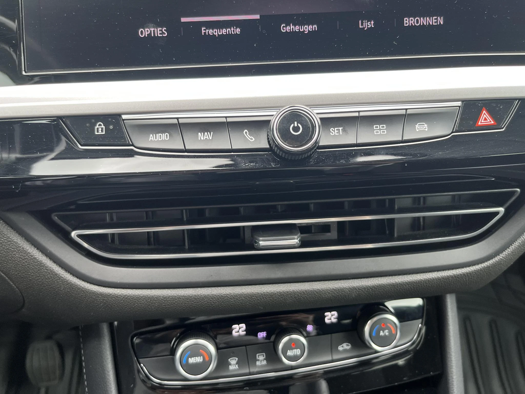 Opel Grandland 1.2 Turbo Business Elegance