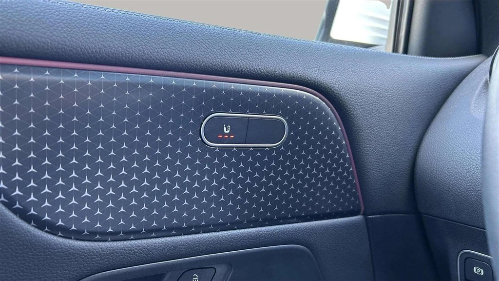 Mercedes-Benz-EQA-image-9