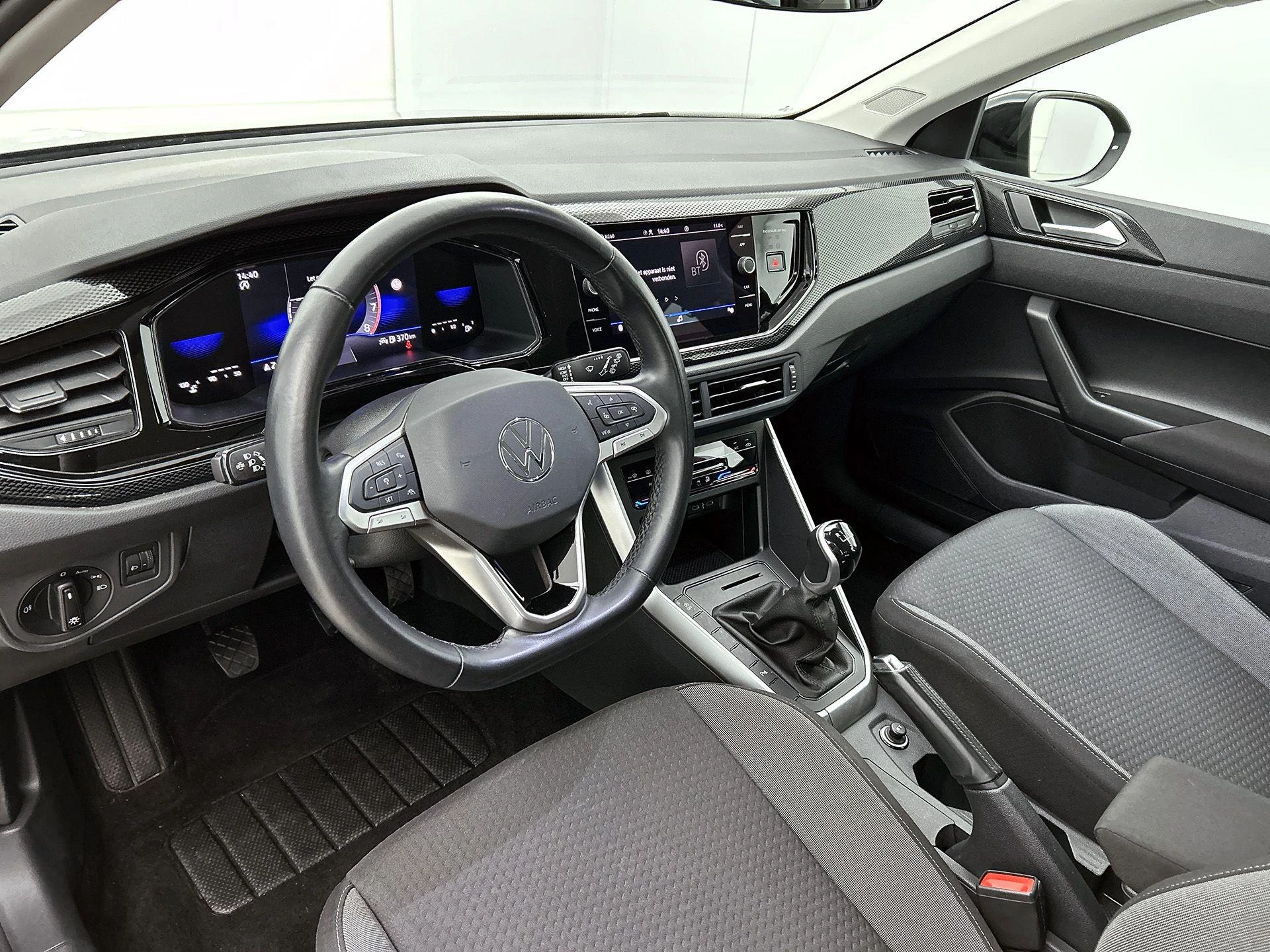 Volkswagen-Taigo-image-18