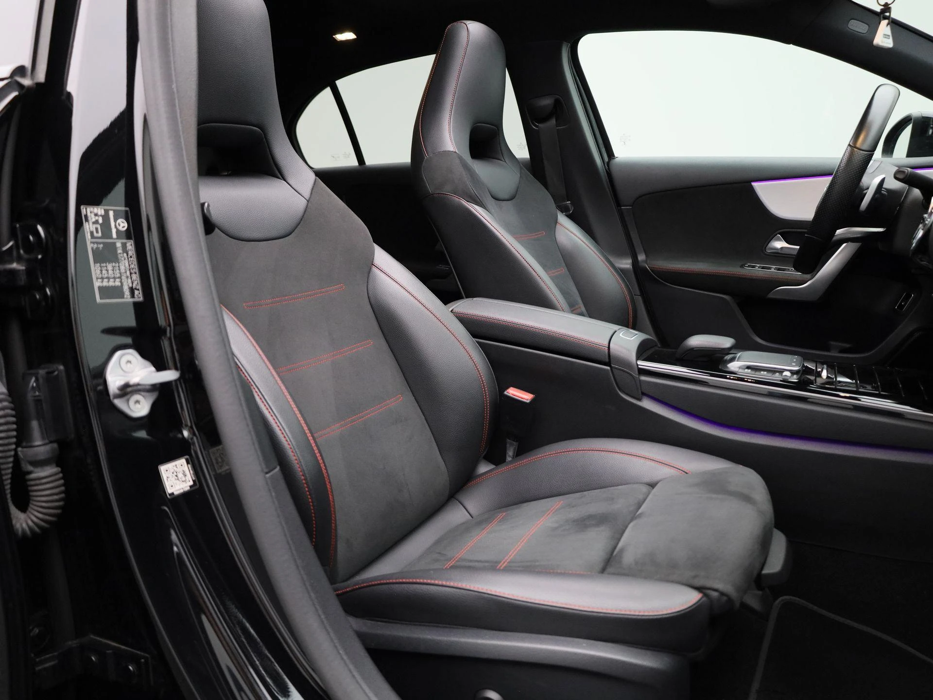 Mercedes-Benz-A-Klasse-image-34