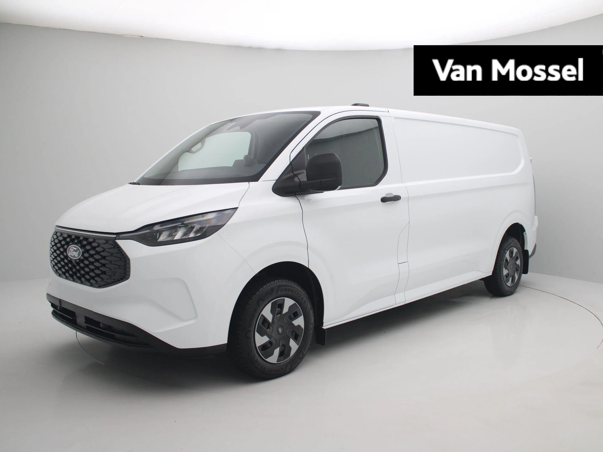 Ford-E-Transit Custom-image-0