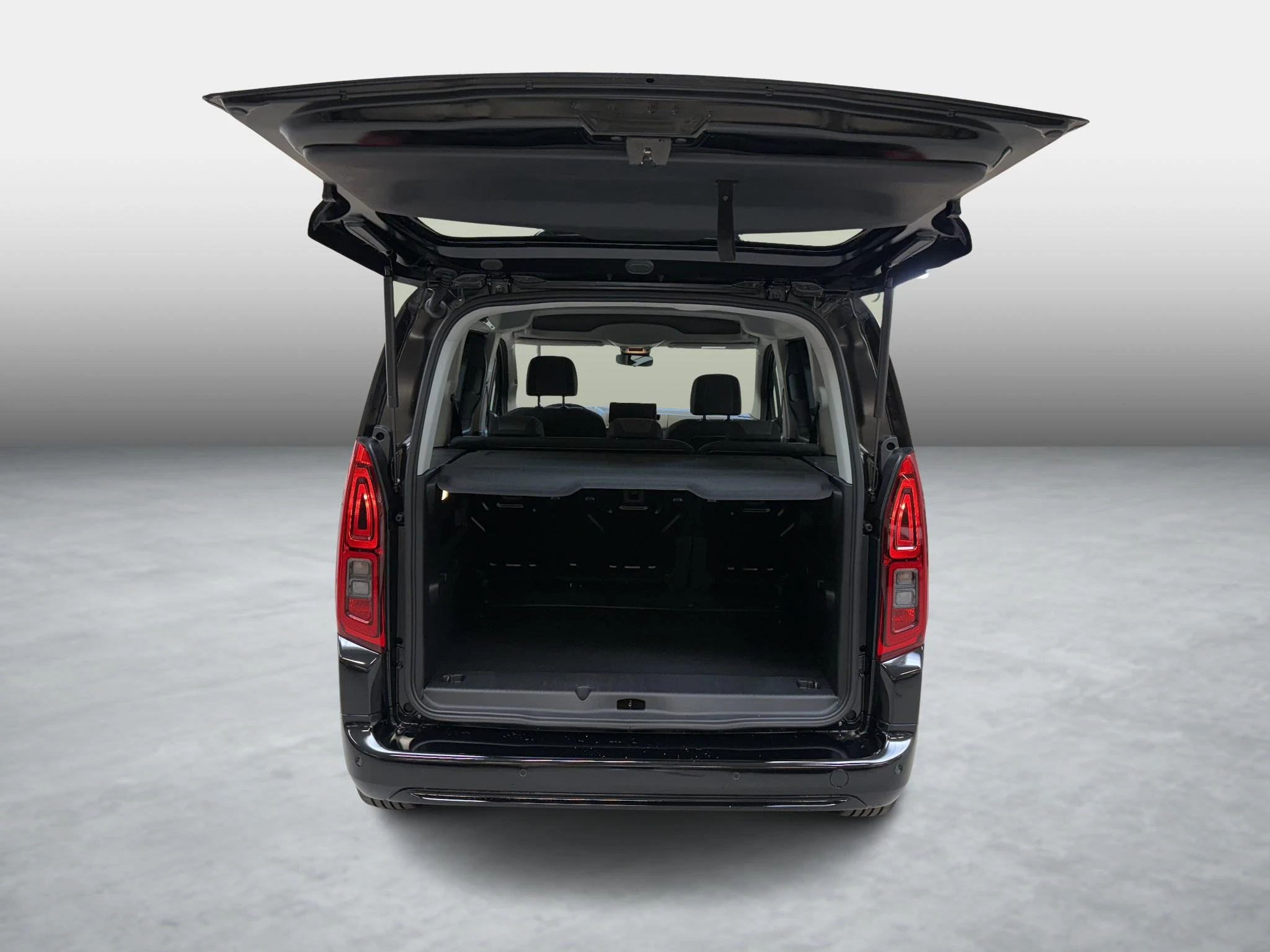 Opel-Combo Life-image-16