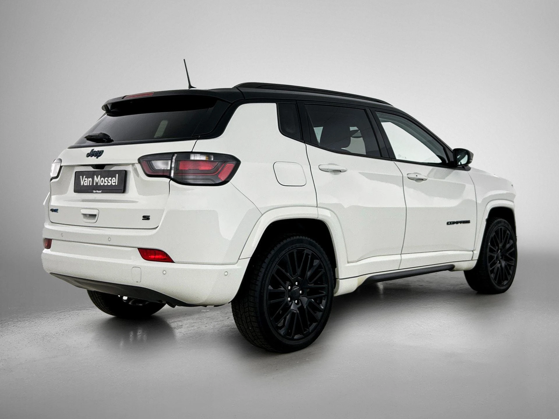 Jeep-Compass-image-3
