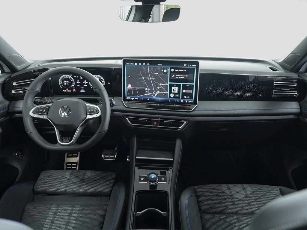 Volkswagen Tiguan R-Line 1,5 l eHybrid OPF 110 kW (150 PS) / 85 kW (115 PS) 6-Gang-Doppelkupplungsgetriebe DSG