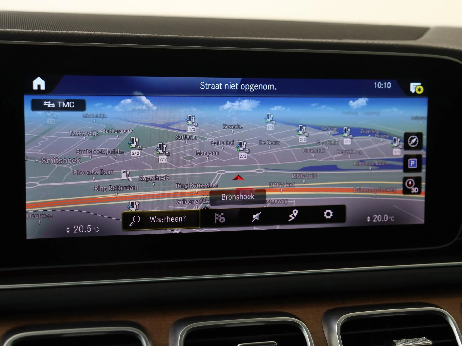 Mercedes-Benz-GLE-image-17