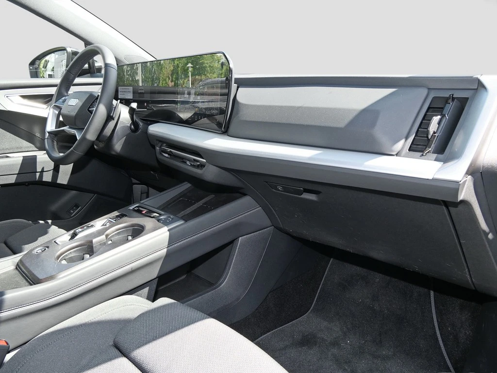 Audi-Q4 e-tron-image-7