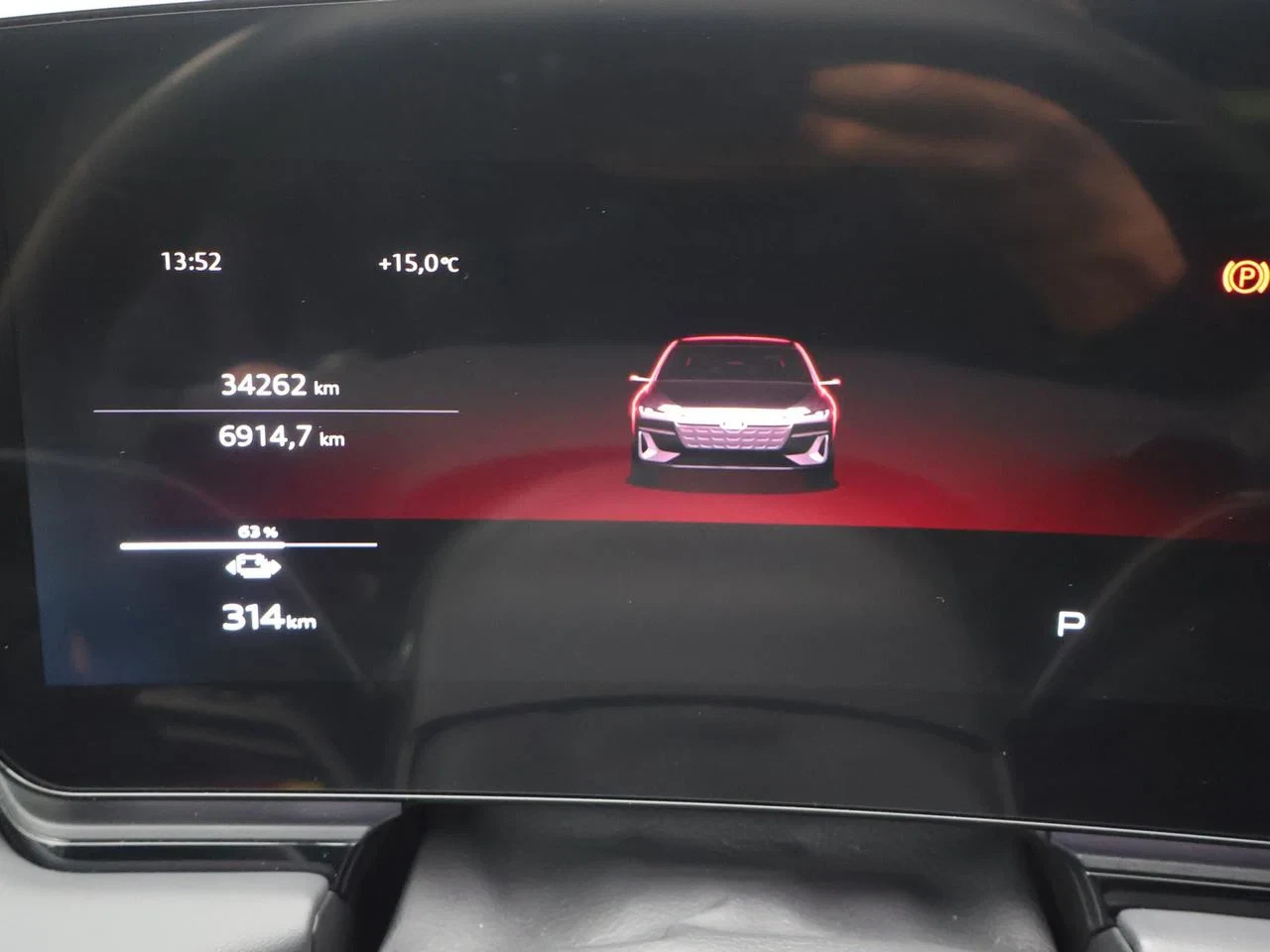 Audi-A6 Sportback e-tron-image-16