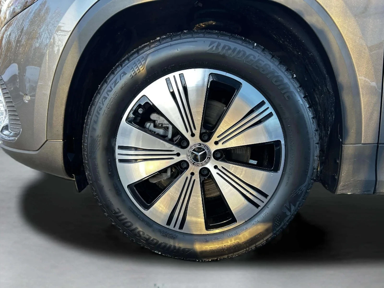 Mercedes-Benz-EQA-image-8