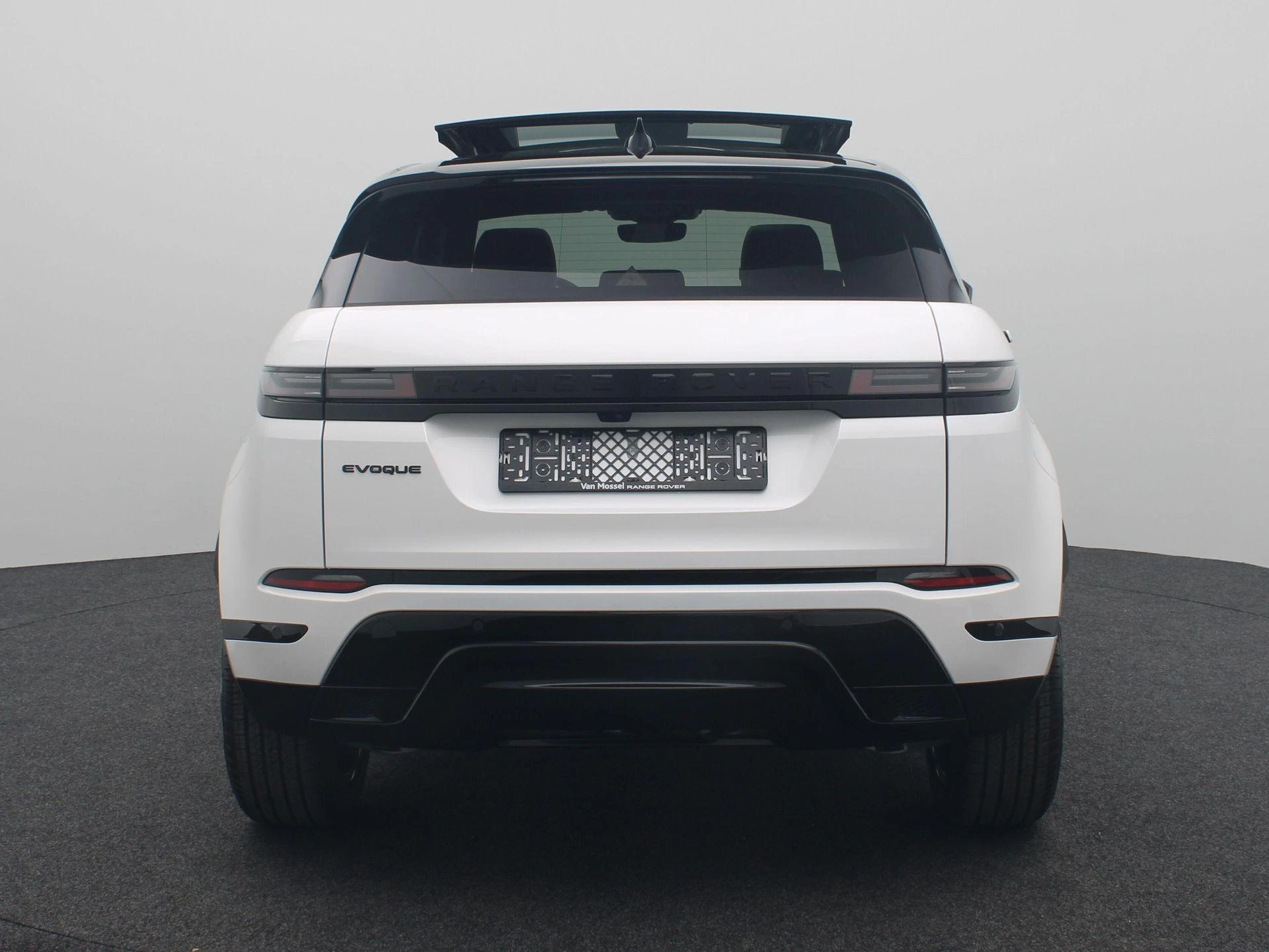 Land Rover-Range Rover Evoque-image-5