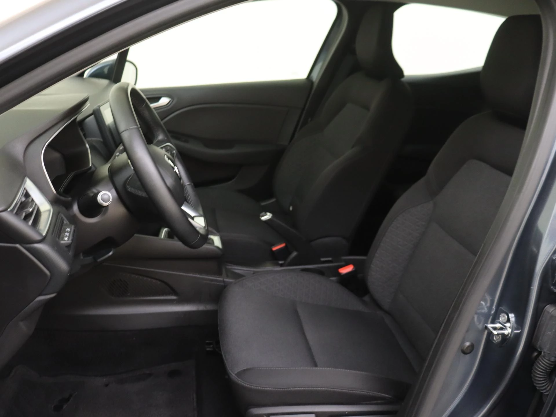Renault-Clio-image-10