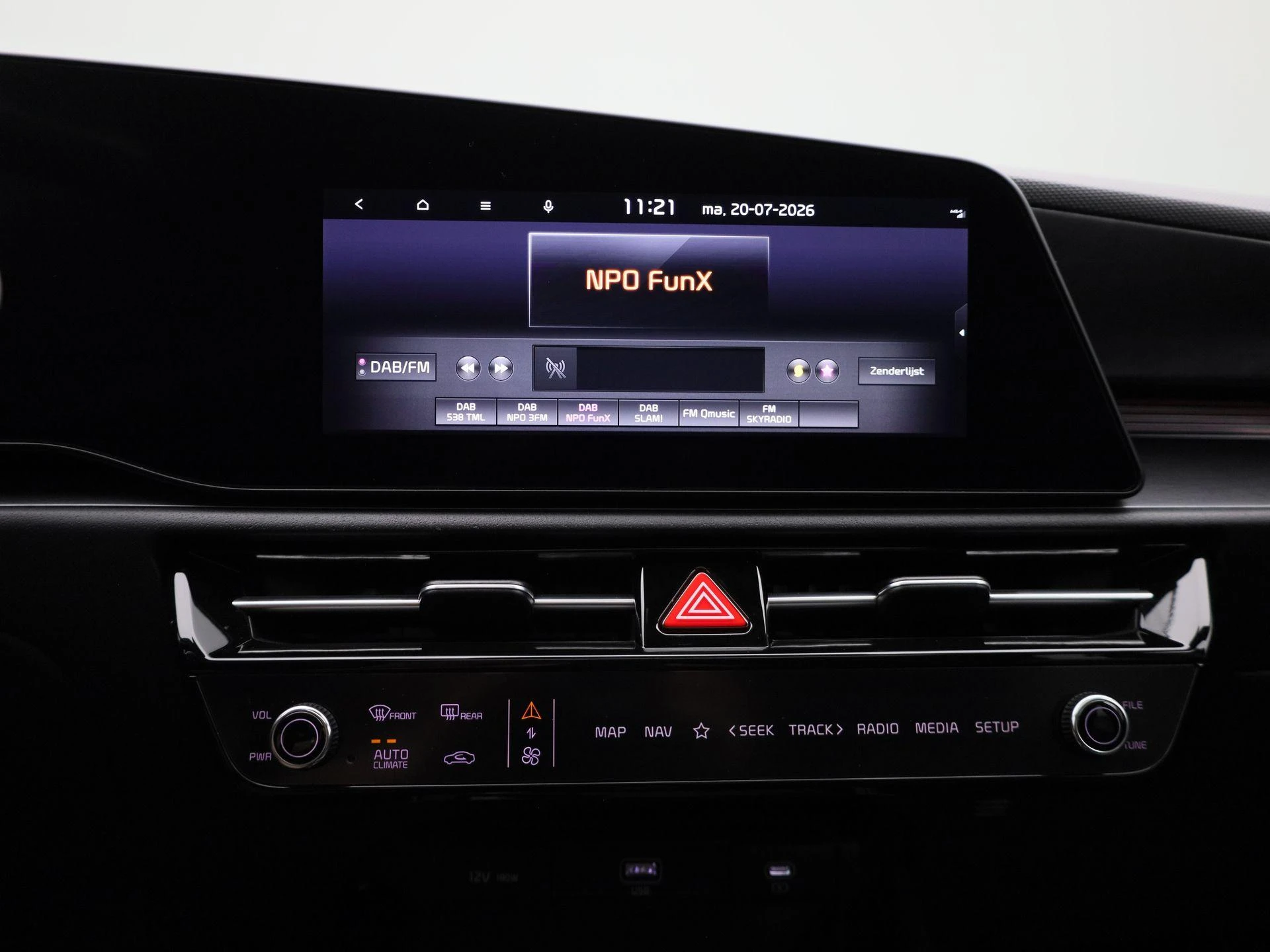 Kia-Niro-image-17