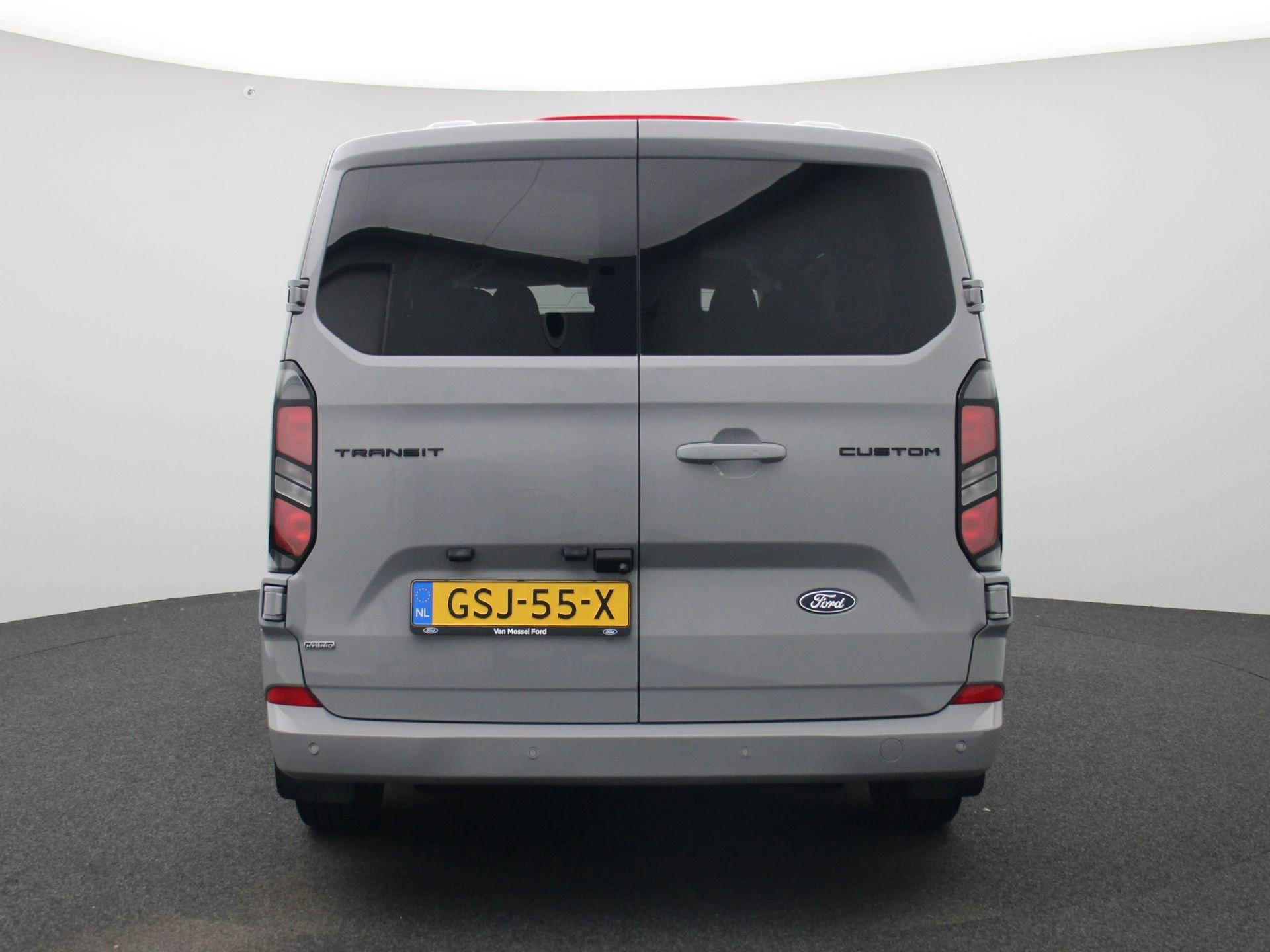 Ford-Transit Custom-image-4