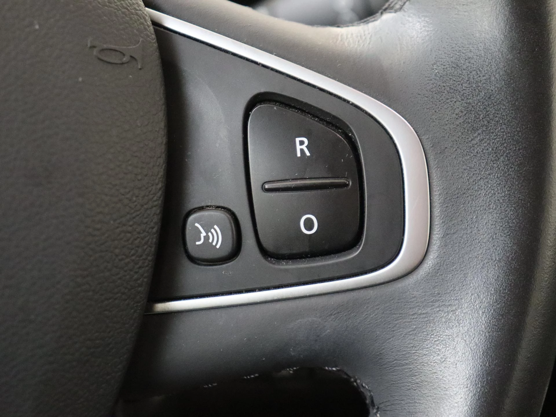Renault-Clio-image-16