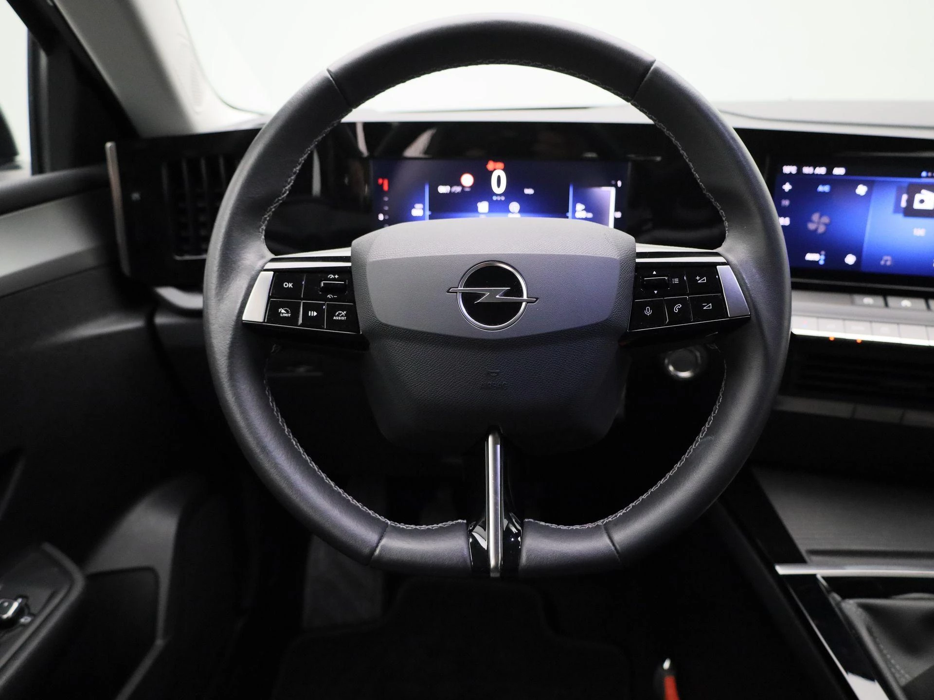 Opel-Astra-image-6