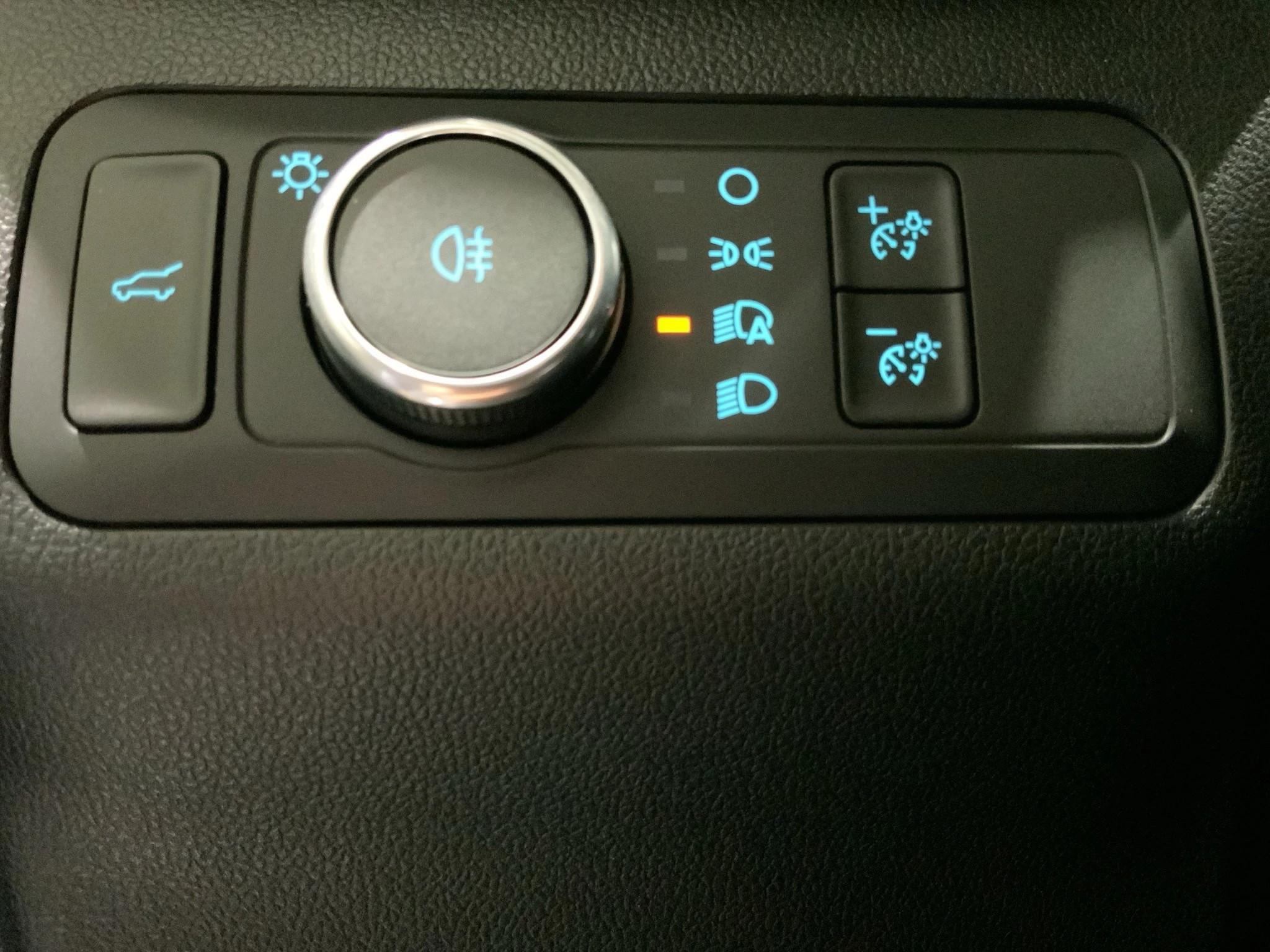 Ford Kuga ST-Line X Aut.*PANO*AHK*360GRAD*LED-MATRIX*NAVI*GRA*WINTER-PKT.