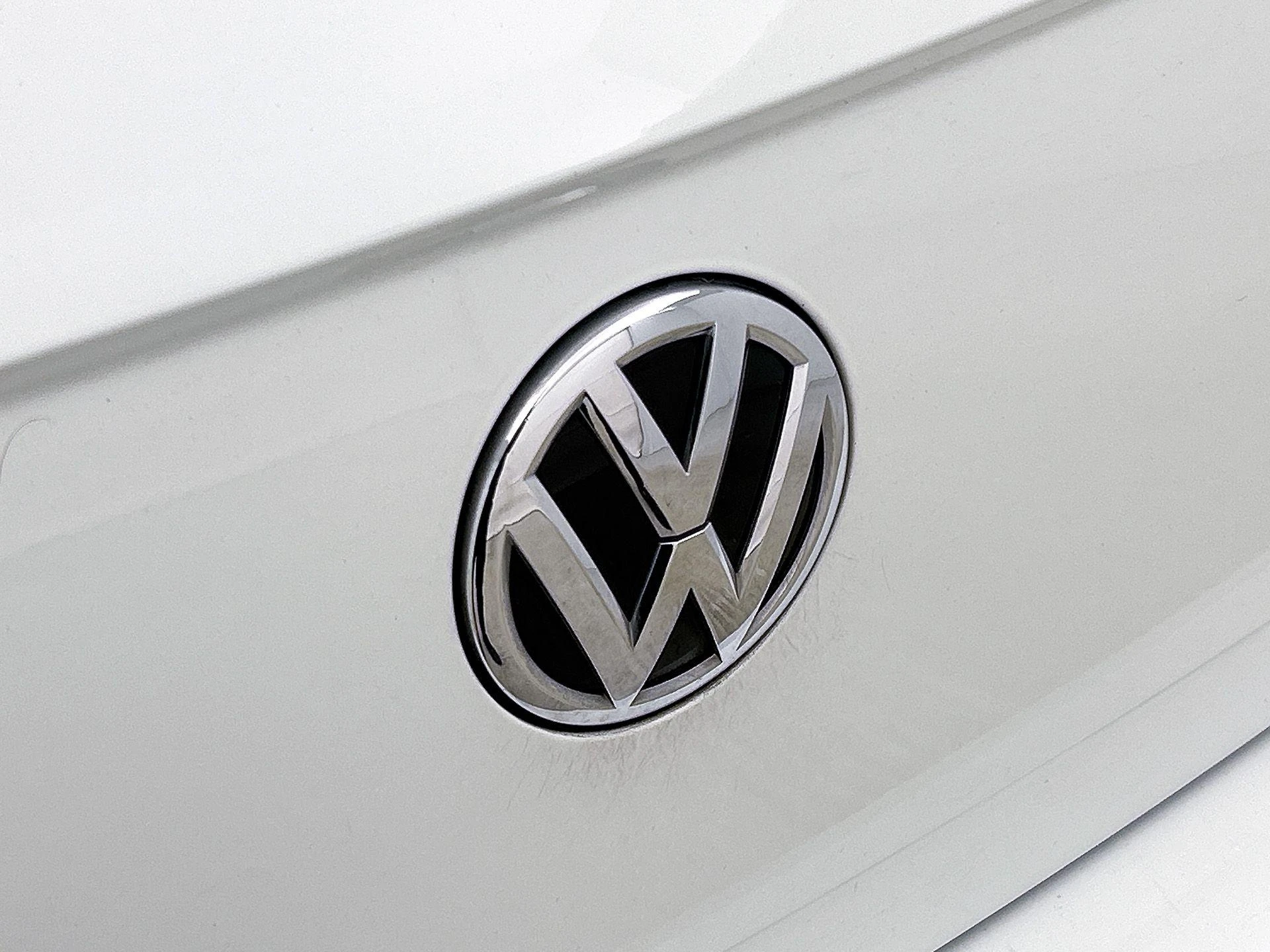 Volkswagen-Polo-image-13