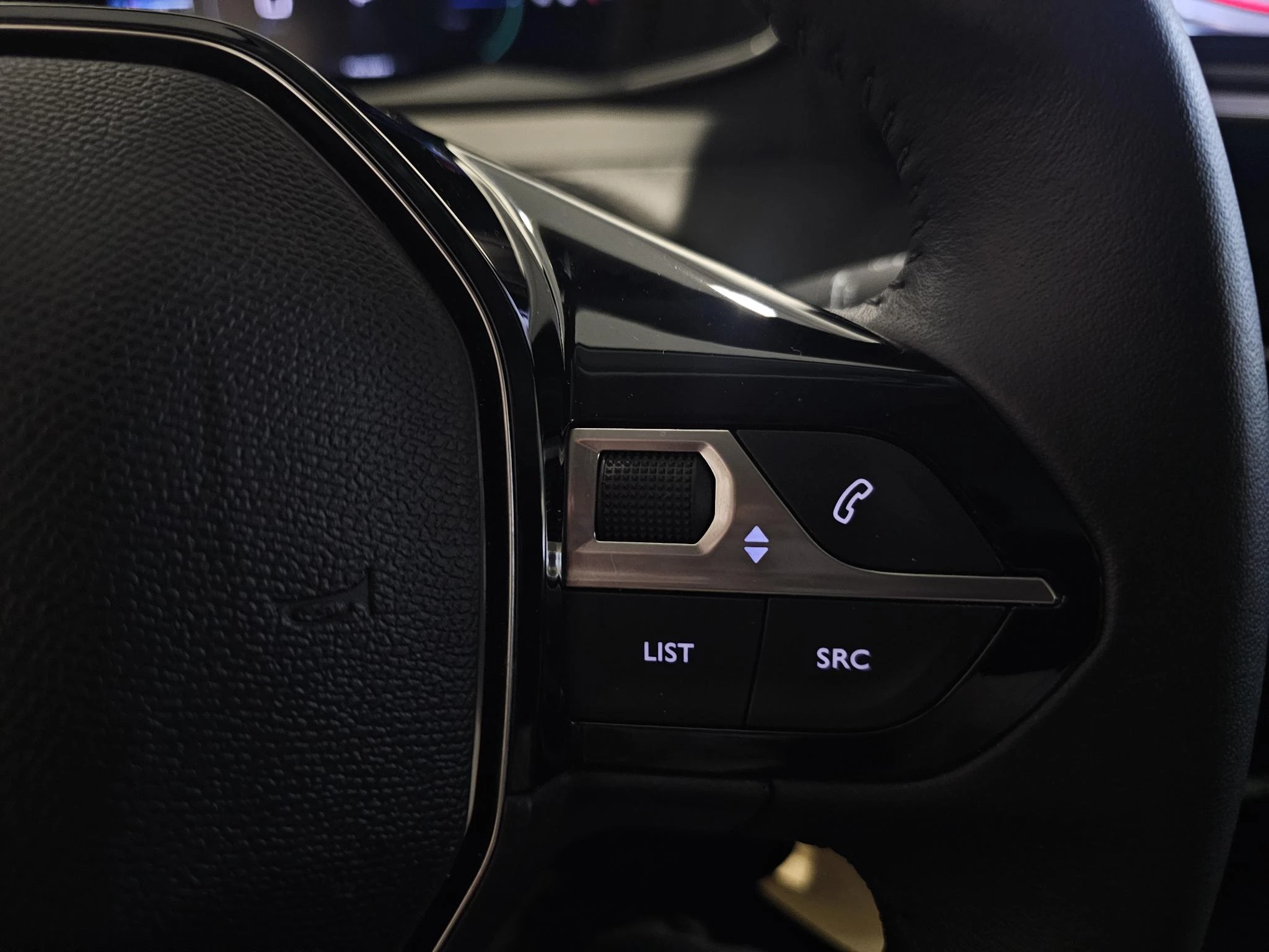 Peugeot-208-image-21