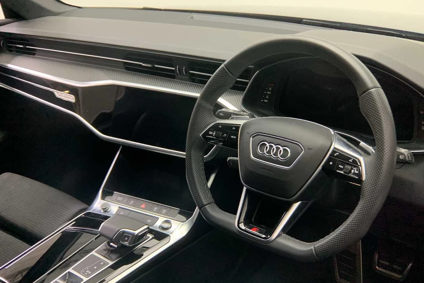 Audi-A6-image-5