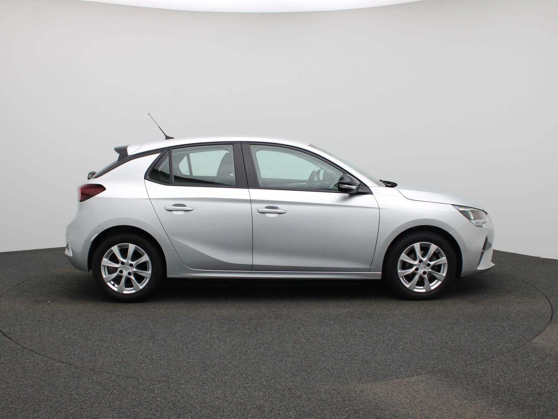 Opel-Corsa-image-5