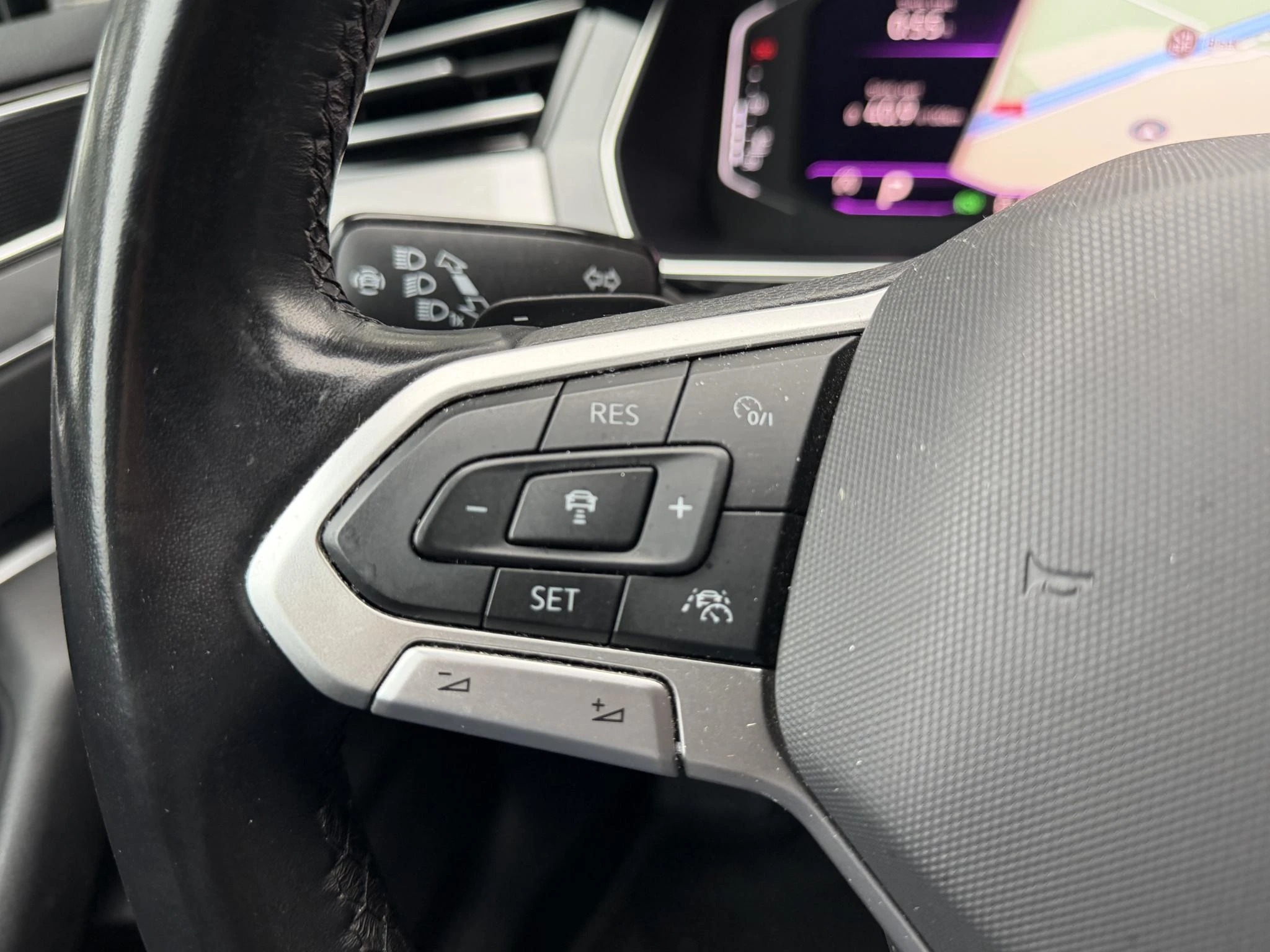 Volkswagen-Passat-image-7