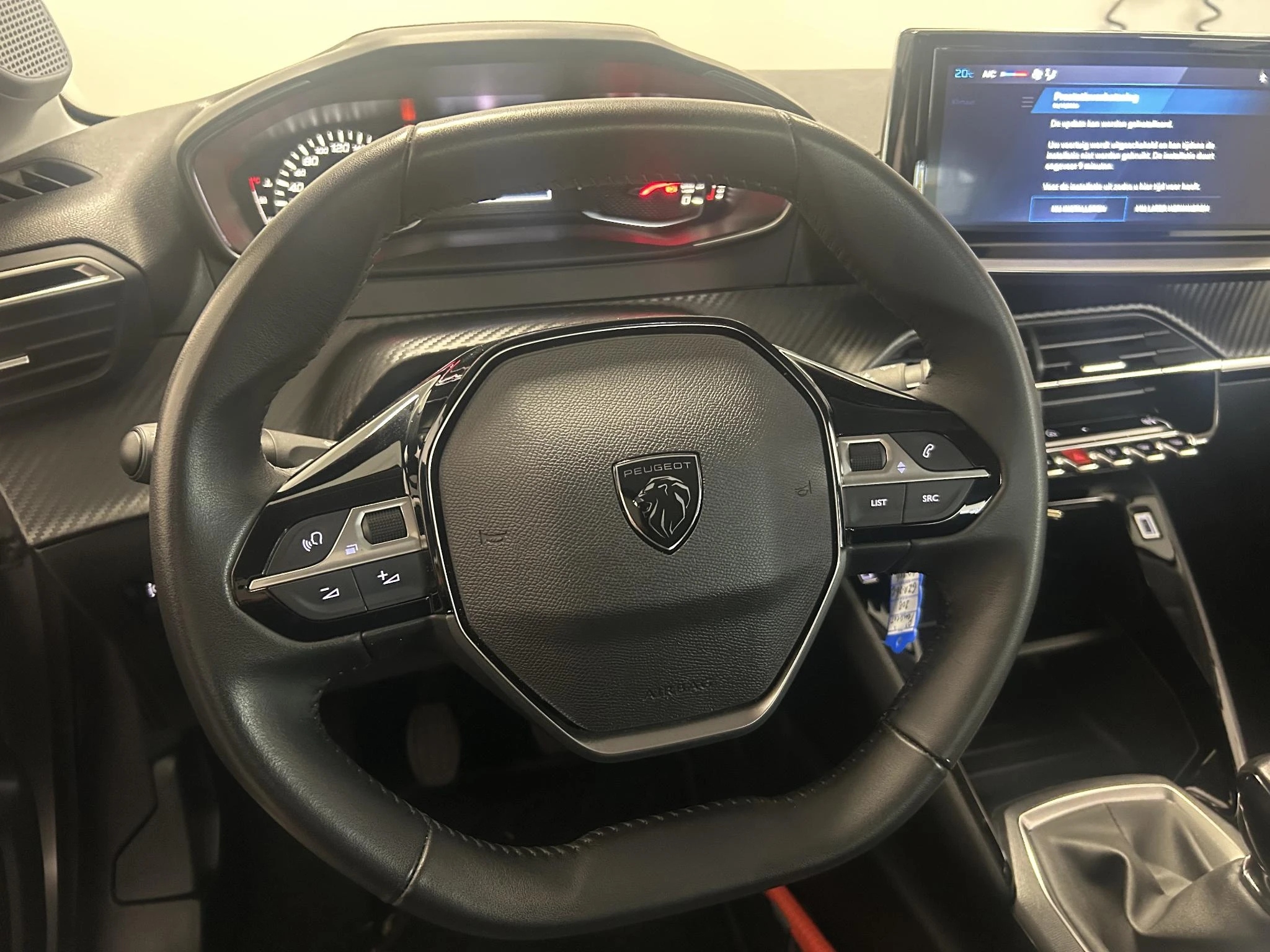 Peugeot-208-image-7