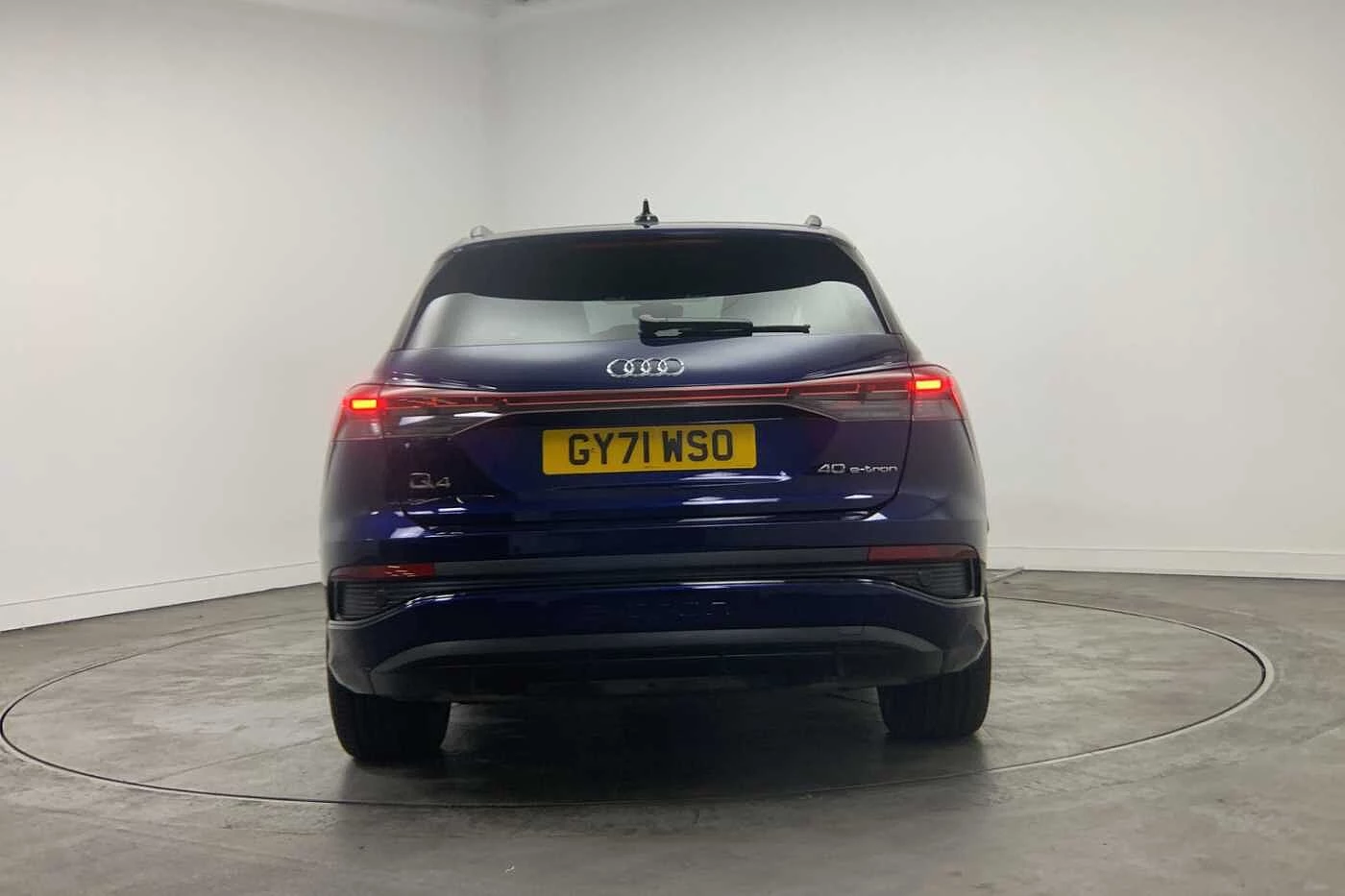 Audi-Q4 e-tron-image-10
