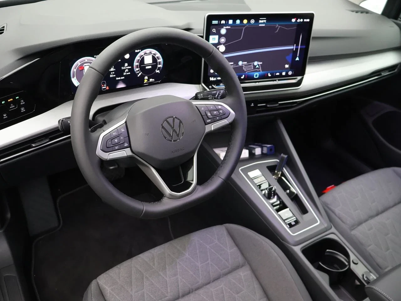 Volkswagen-Golf-image-10