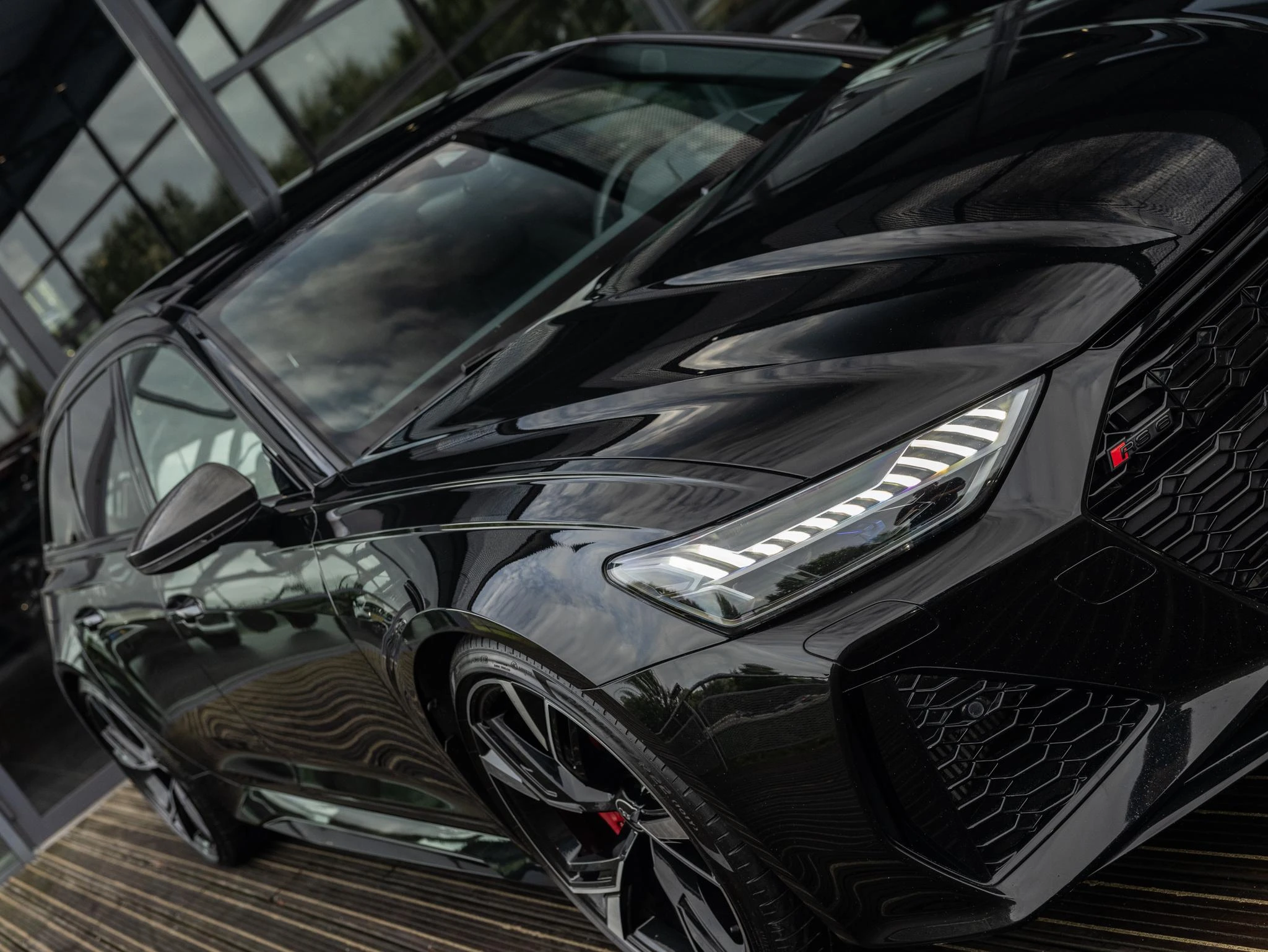 Audi-RS6-image-6