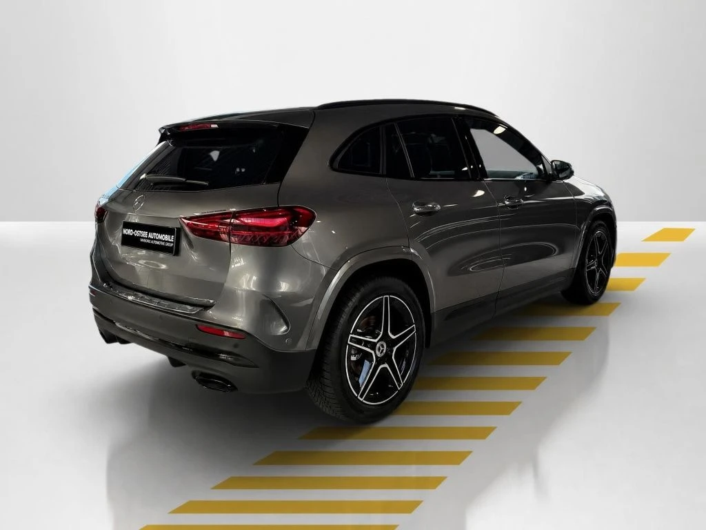 Mercedes-Benz-GLA 200 d-image-14