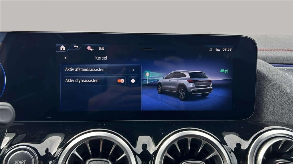 Mercedes-Benz-EQA-image-17
