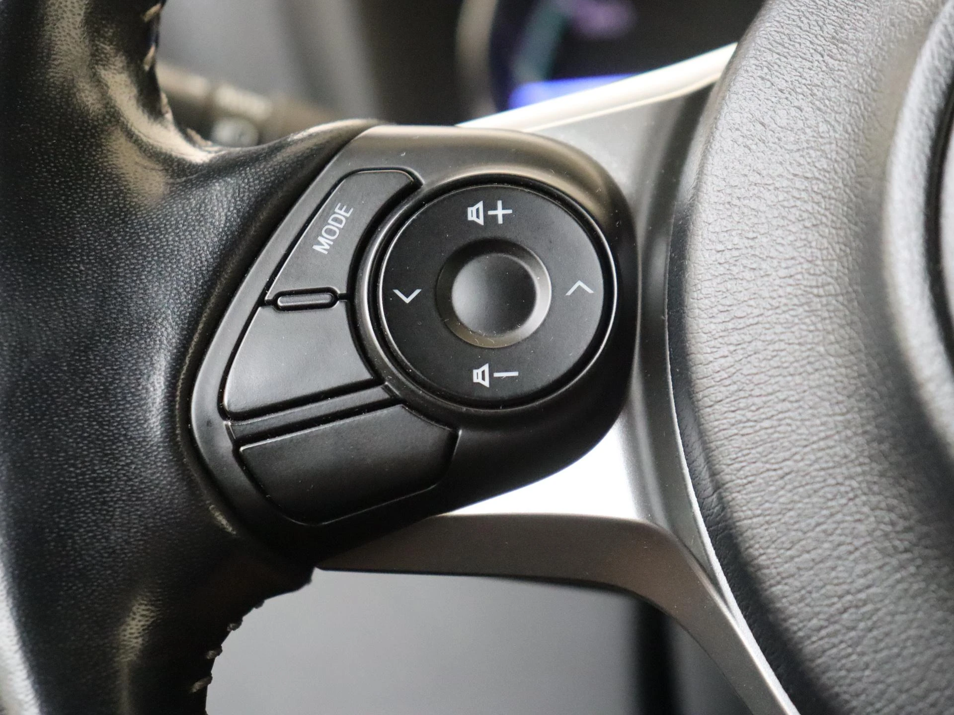 Toyota-Yaris-image-11