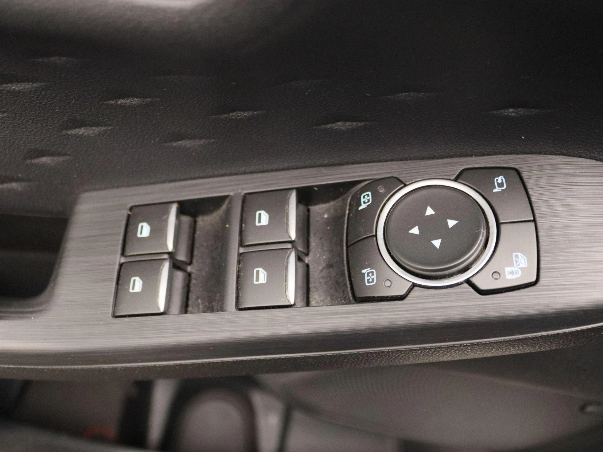 Ford-Kuga-image-22