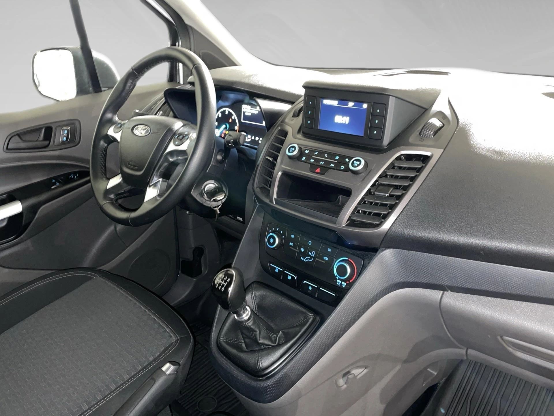 Ford-Transit Connect-image-6