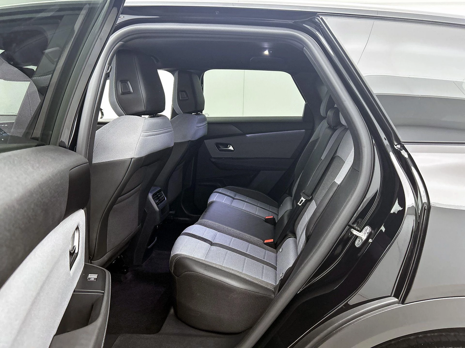 Opel Grandland 1.2 Turbo Hybrid GS