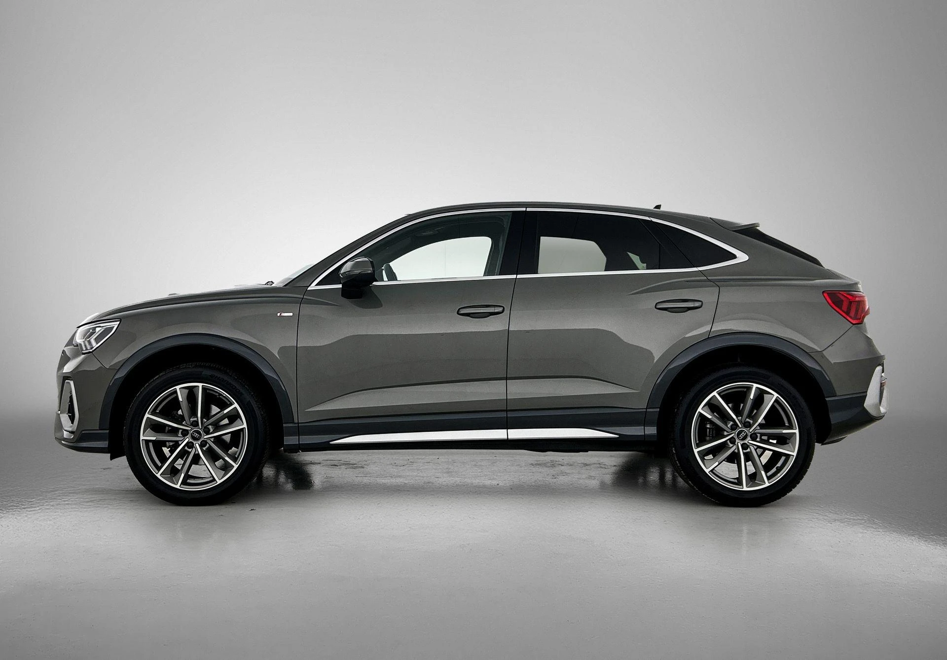 Audi-Q3-image-1