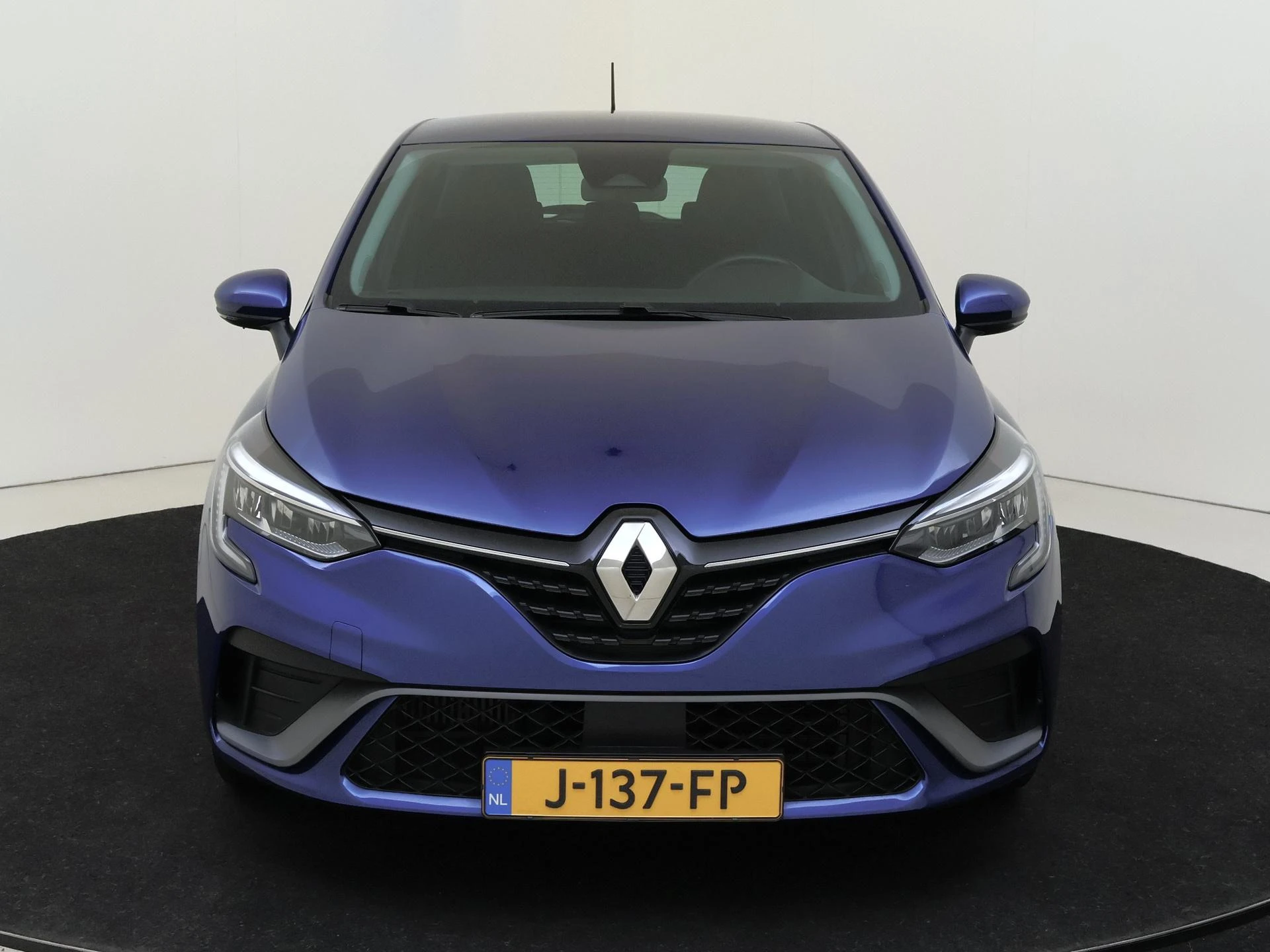 Renault-Clio-image-5
