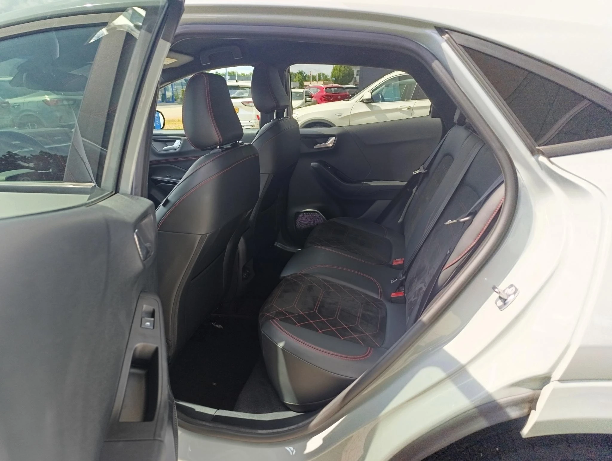 Ford Puma 1.0 EcoBoost Hybrid ST-Line X