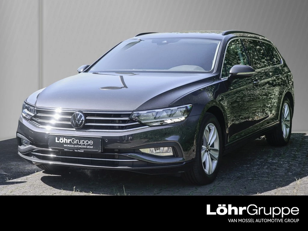 Volkswagen-Passat-image-0