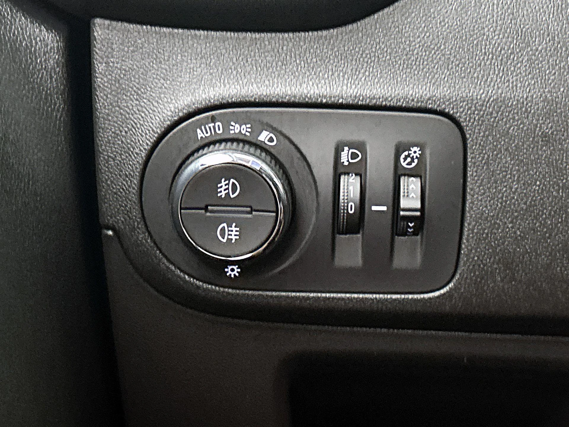 Opel-Crossland X-image-17