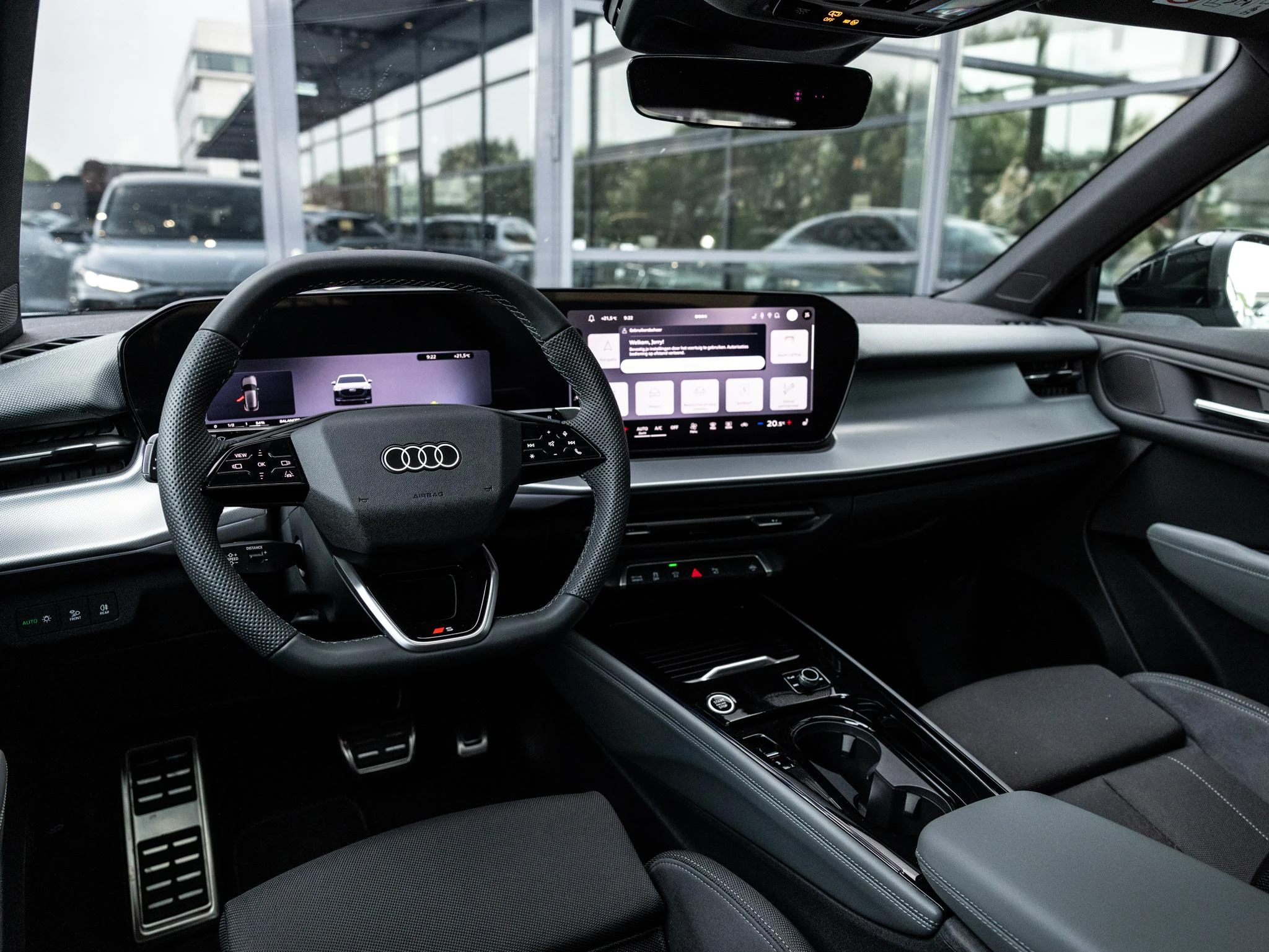 Audi-Q3-image-15