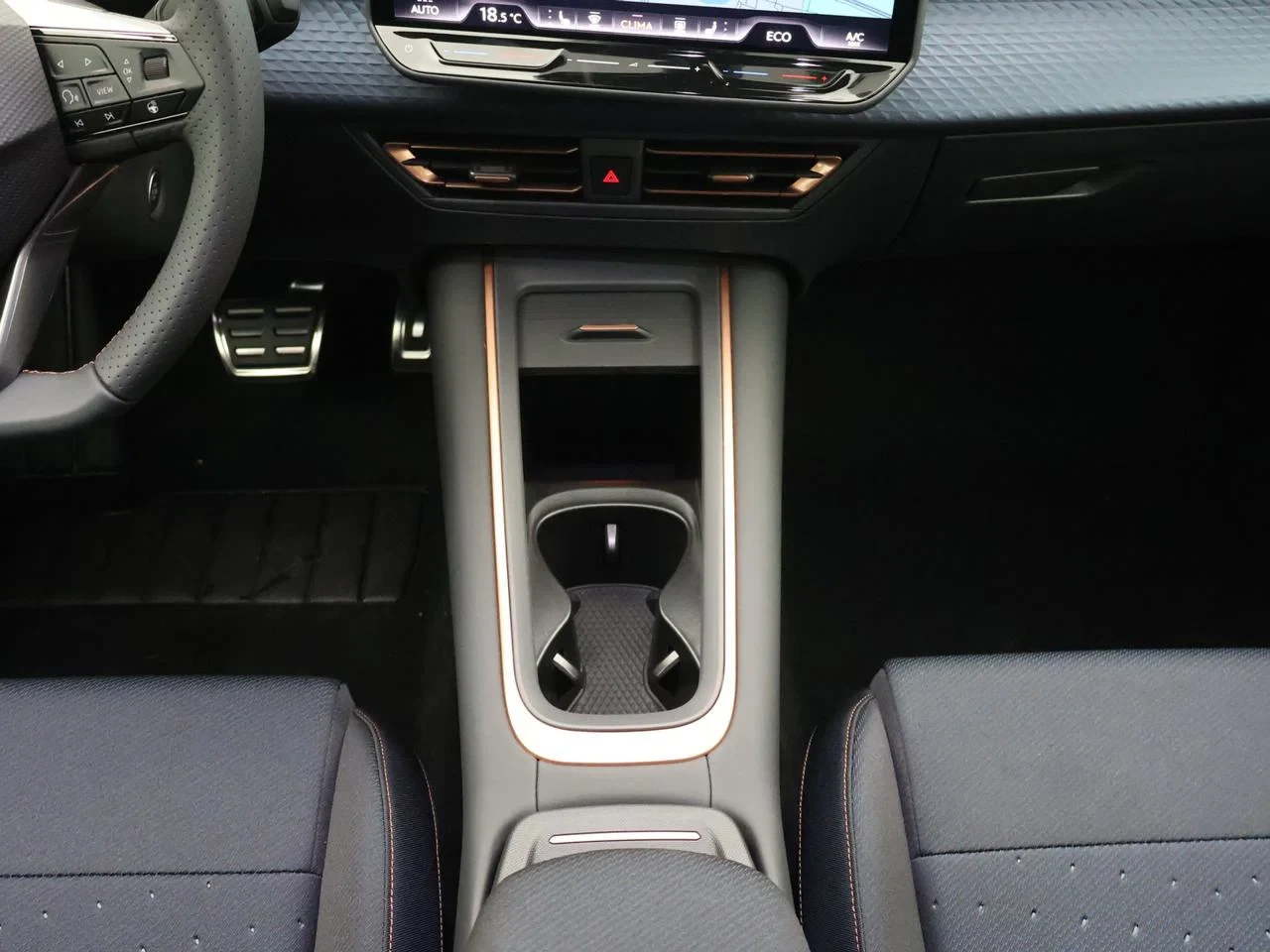 CUPRA-Born-image-19