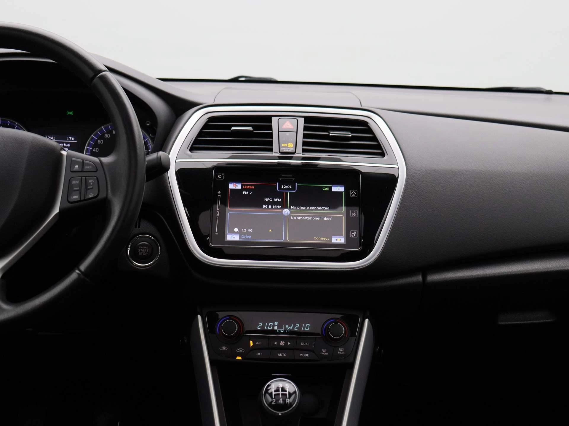 Suzuki-S-Cross-image-8