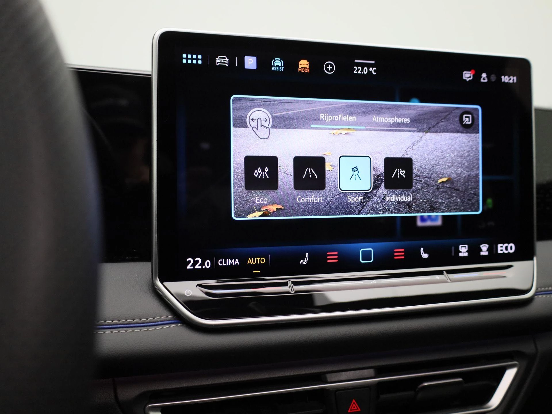 Volkswagen-Tiguan-image-25