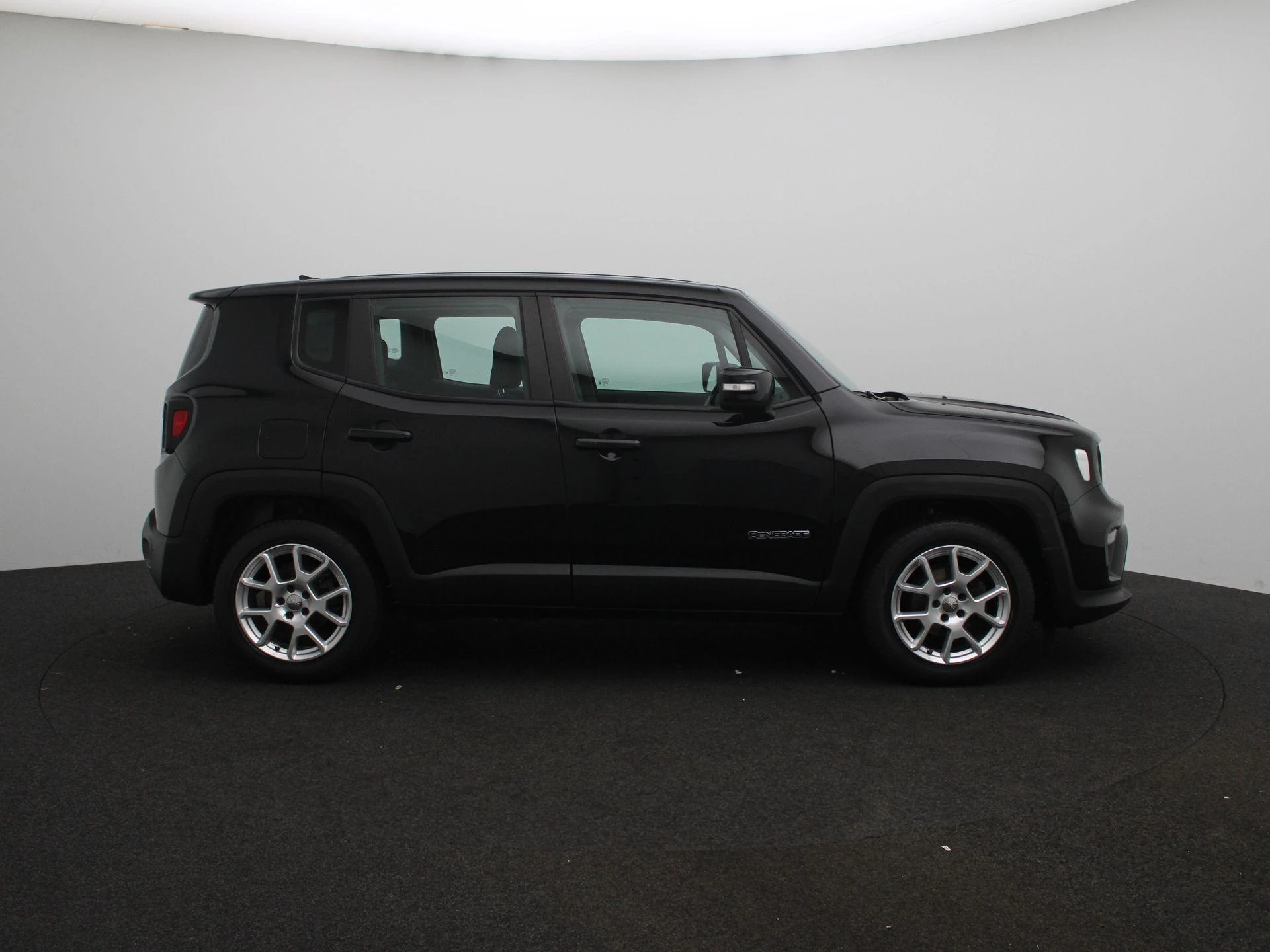 Jeep-Renegade-image-5