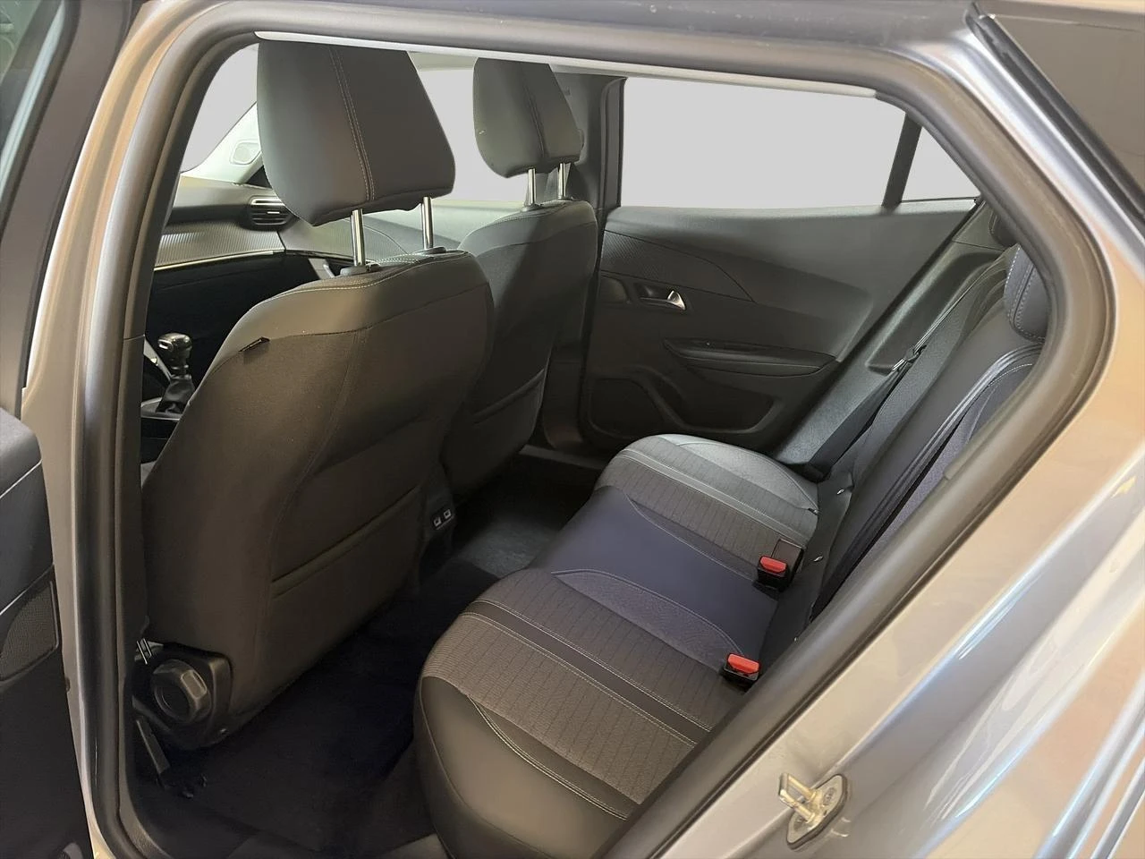 Peugeot-2008-image-13