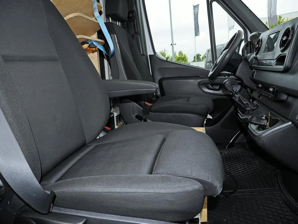 Mercedes-Benz-Sprinter 314-image-11